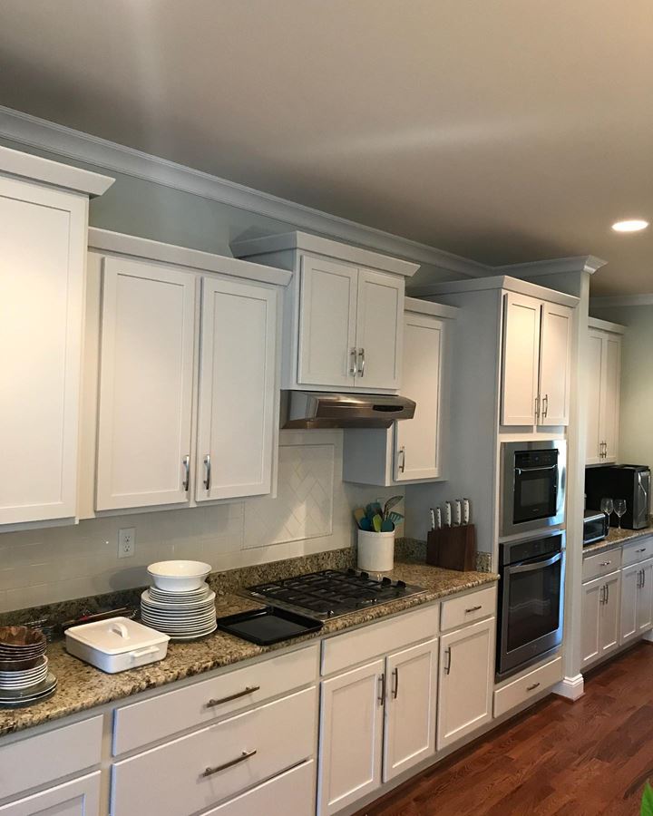 Cabinet Lacquer in Midlothian, Virginia