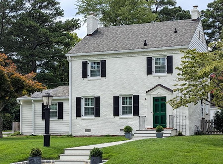 Why Early Fall Is One of the Best Times for Exterior Painting in Richmond