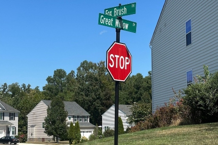 Magnolia Green Road Signs in Moseley, VA Thumbnail